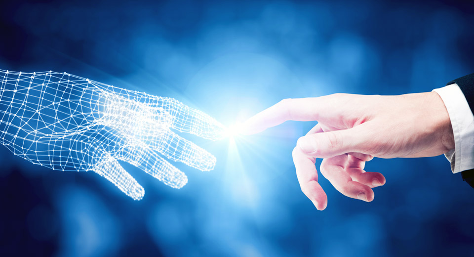Digitale Hand aus Lichtpunkten berührt eine menschliche Hand